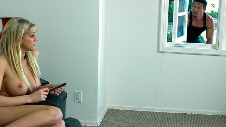 [NeighborAffair] - Eve Laurence's Long Hair Bounces while Fucking Peeping Tom - Tommy Gunn - Eve Laurence