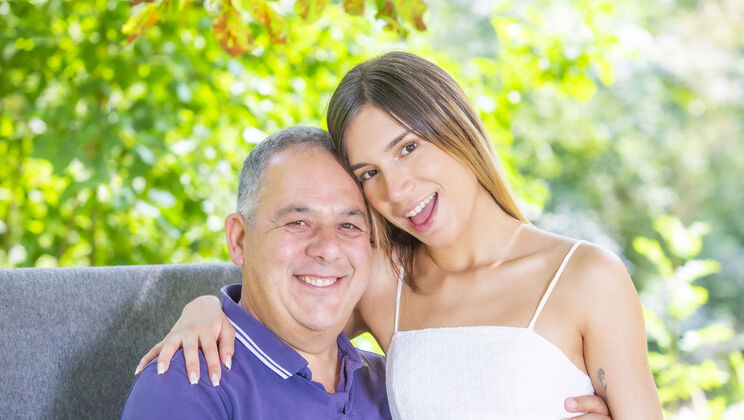 [Oldje] - Blonde Blowjob on the Side of the Road